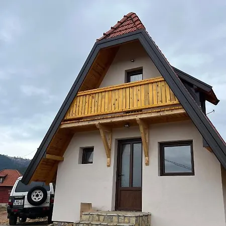 Zaovinski Cardaci 펜션 *